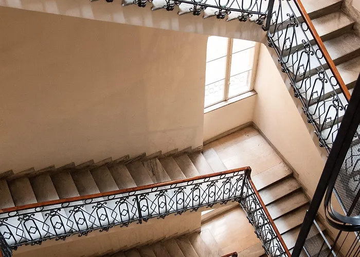 Trinity Luxury Gasthuis 4*